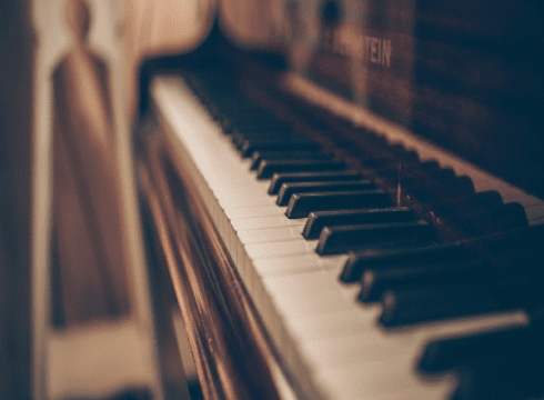 Dueling Pianos at Shenanigan's Irish Pub