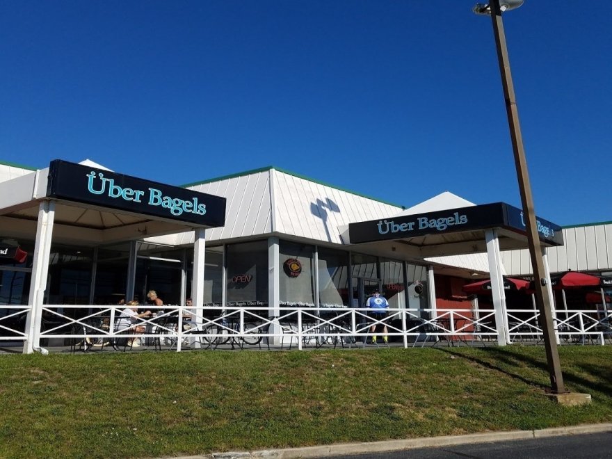 Über Bagels & Deli