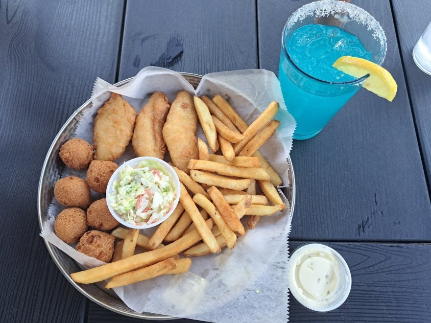 Don's Seafood & Chicken House